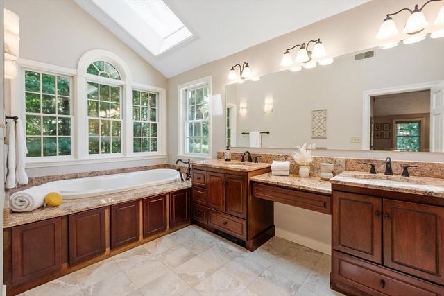 123 Oak Knoll Rd., Carlisle, MA 01741