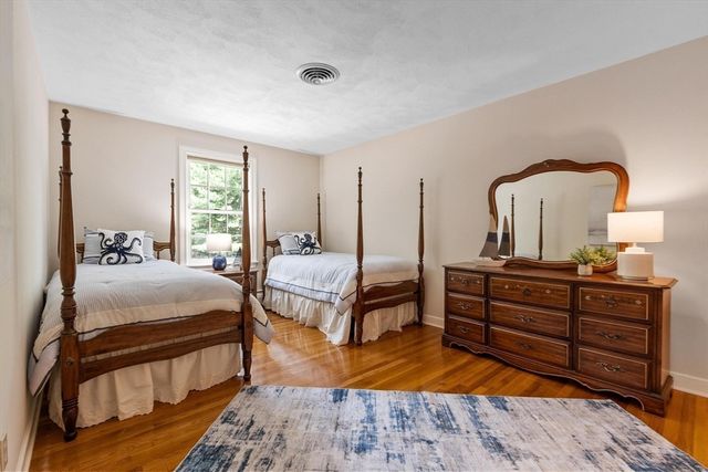 123 Oak Knoll Rd., Carlisle, MA 01741