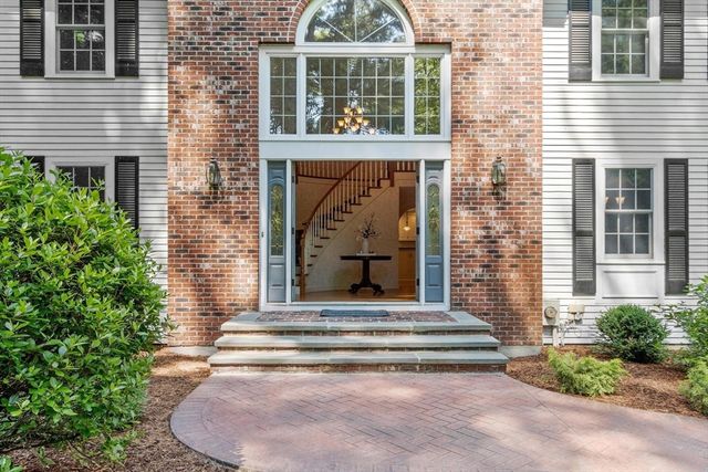 123 Oak Knoll Rd., Carlisle, MA 01741