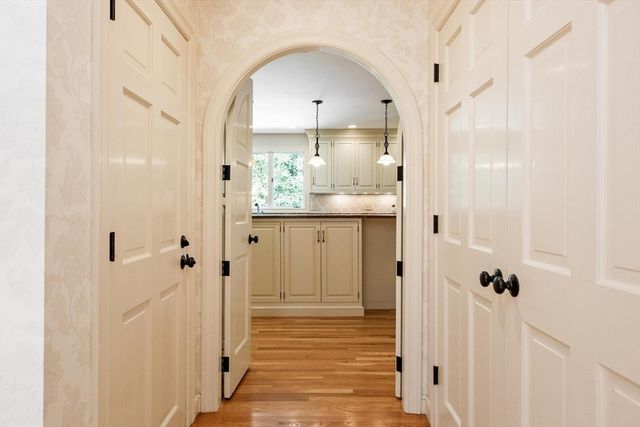 123 Oak Knoll Rd., Carlisle, MA 01741