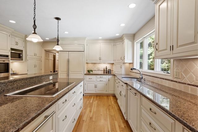 123 Oak Knoll Rd., Carlisle, MA 01741