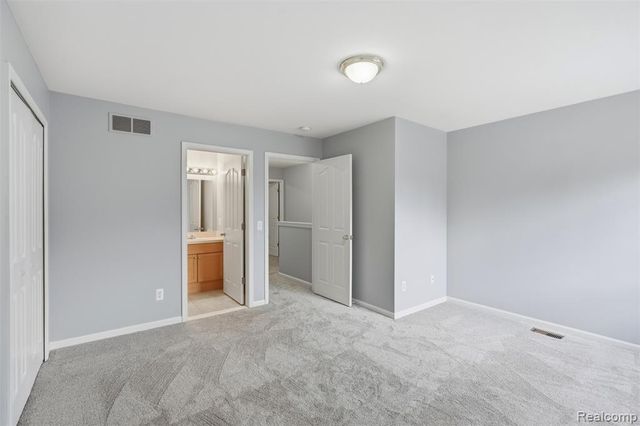 3293 Baldwin Woods Drive, Lake Orion, MI 48359