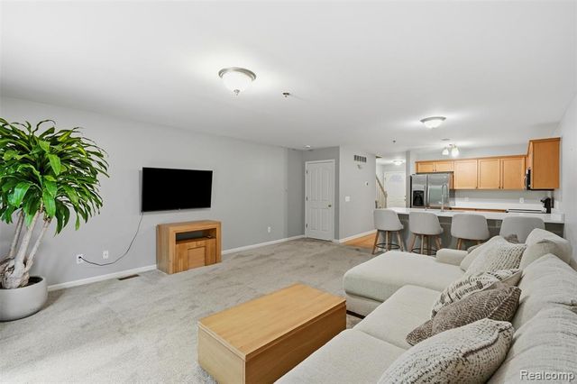3293 Baldwin Woods Drive, Lake Orion, MI 48359
