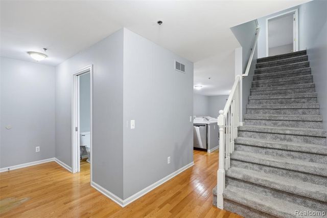 3293 Baldwin Woods Drive, Lake Orion, MI 48359