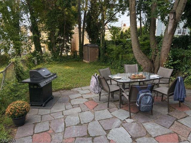 218 Arlington Ave, Jersey City, NJ 07305