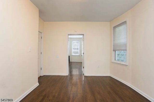 218 Arlington Ave, Jersey City, NJ 07305