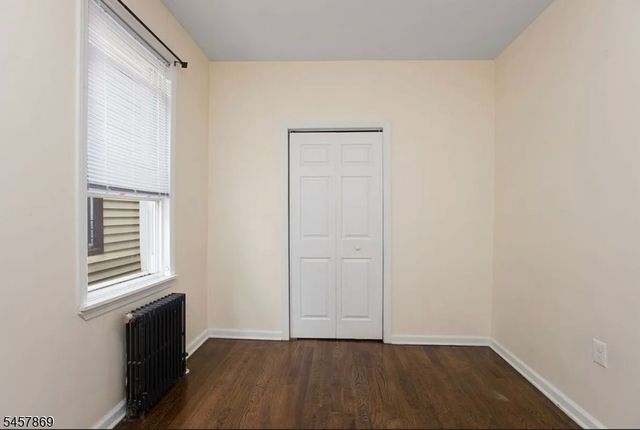218 Arlington Ave, Jersey City, NJ 07305