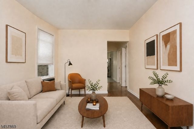 218 Arlington Ave, Jersey City, NJ 07305