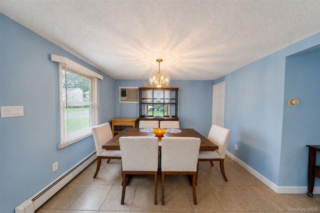 120 Aspen Road, Kings Park, NY 11754