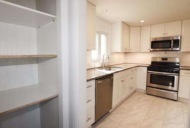18 Gould Rd, Plymouth, MA 02360