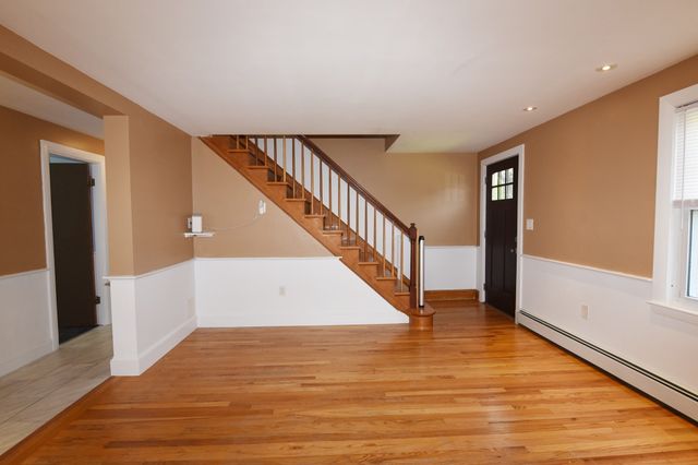 18 Gould Rd, Plymouth, MA 02360