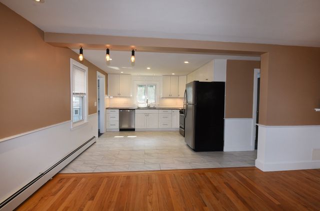 18 Gould Rd, Plymouth, MA 02360