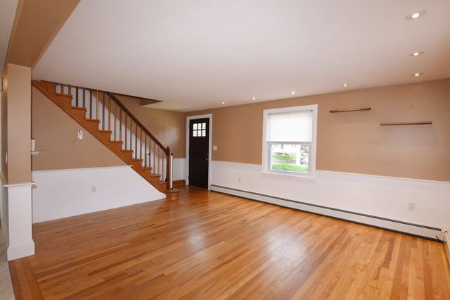 18 Gould Rd, Plymouth, MA 02360
