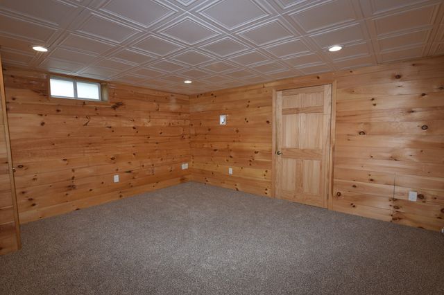 18 Gould Rd, Plymouth, MA 02360