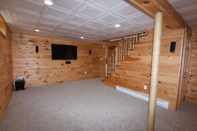 18 Gould Rd, Plymouth, MA 02360