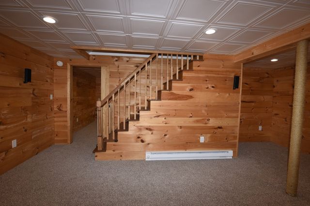18 Gould Rd, Plymouth, MA 02360