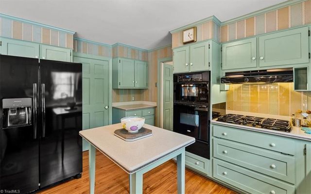 2109 Medford Lane, Greensboro, NC 27408