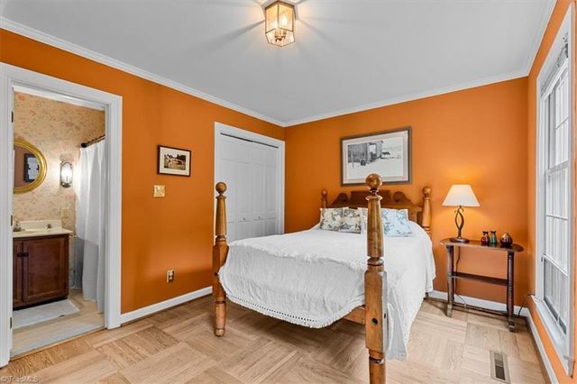 2109 Medford Lane, Greensboro, NC 27408