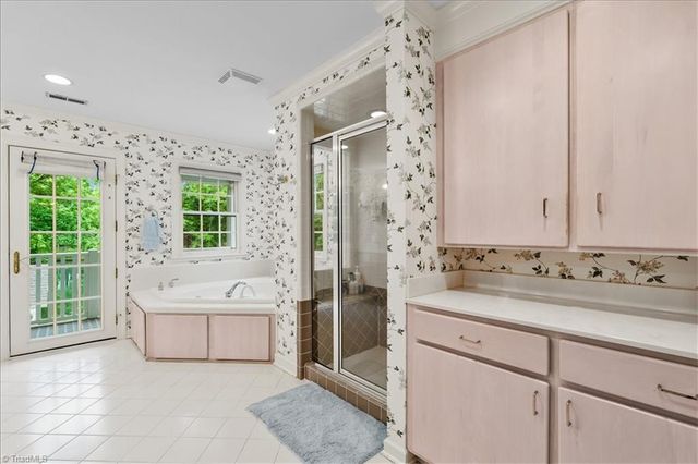 2109 Medford Lane, Greensboro, NC 27408