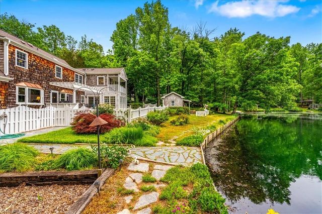 2109 Medford Lane, Greensboro, NC 27408
