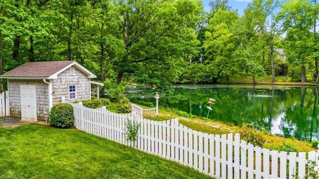 2109 Medford Lane, Greensboro, NC 27408