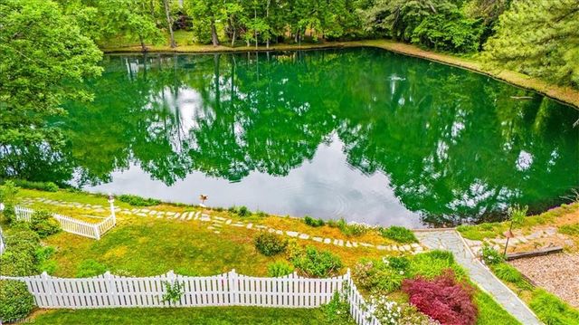 2109 Medford Lane, Greensboro, NC 27408