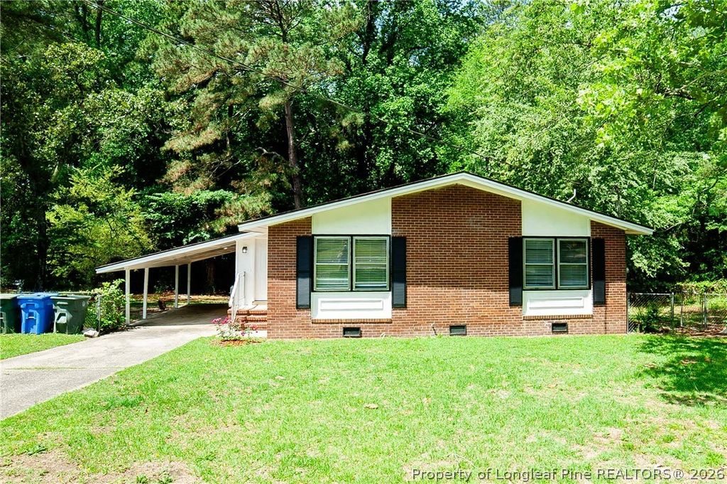 835 Durwood Drive, Fayetteville, NC 28311 — exterior