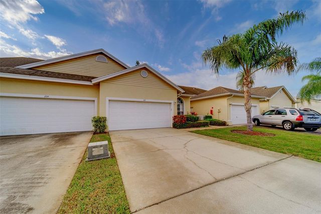 1050 STARKEY ROAD 205, Largo, FL 33771