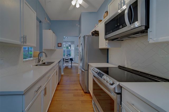 1050 STARKEY ROAD 205, Largo, FL 33771