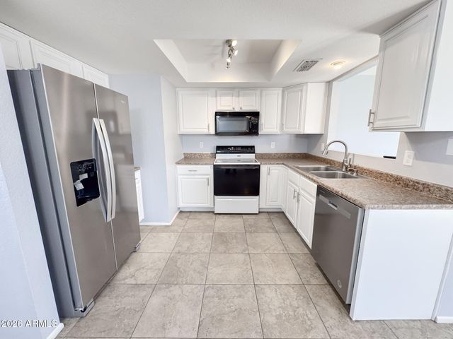 10421 W PUGET Avenue, Peoria, AZ 85345