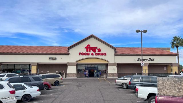 10421 W PUGET Avenue, Peoria, AZ 85345