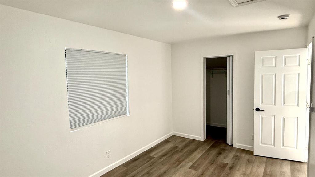 Image 9 of property listing at 10851 Hamill Street, Armona, CA 93202