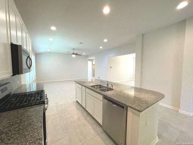 13158 MARIDELL PARK, San Antonio, TX 78253