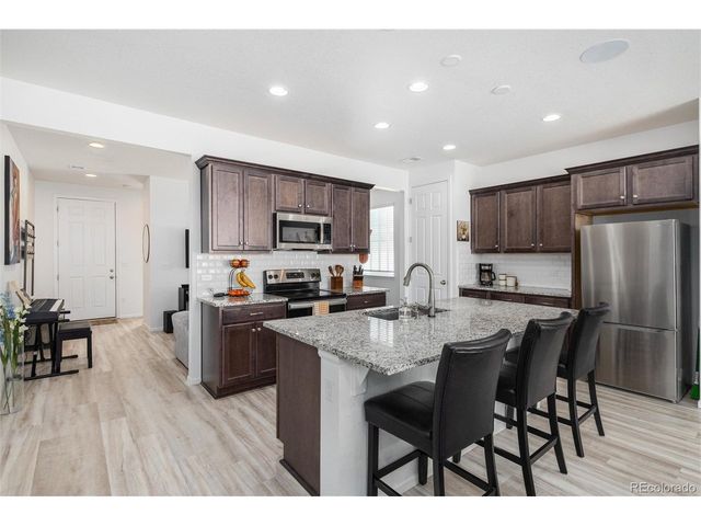 4616 S Malaya Ct, Aurora, CO 80015