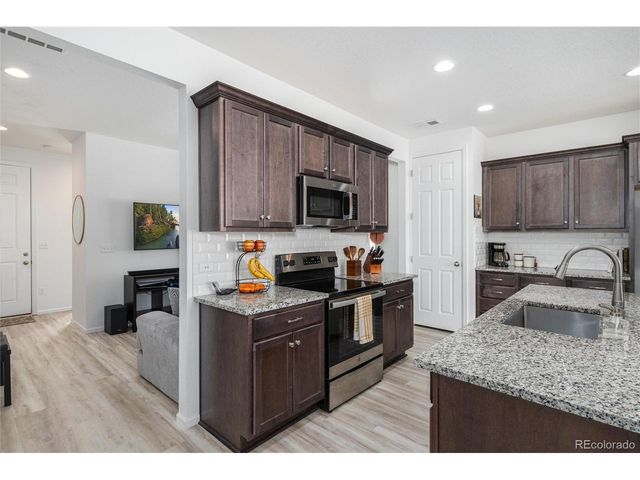 4616 S Malaya Ct, Aurora, CO 80015