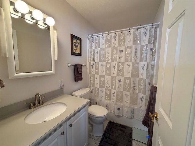 7750 Sunset Shores Drive, Canadian Lakes, MI 49346