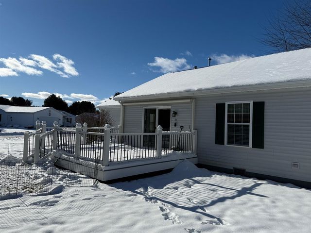 7750 Sunset Shores Drive, Canadian Lakes, MI 49346