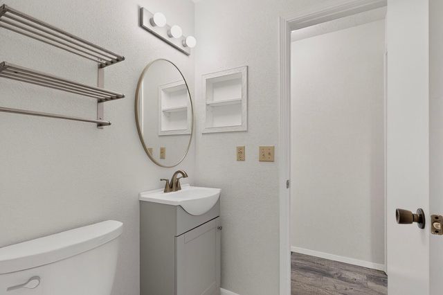 9108 Osuna Place NE, Albuquerque, NM 87111