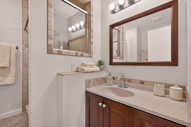 9108 Osuna Place NE, Albuquerque, NM 87111