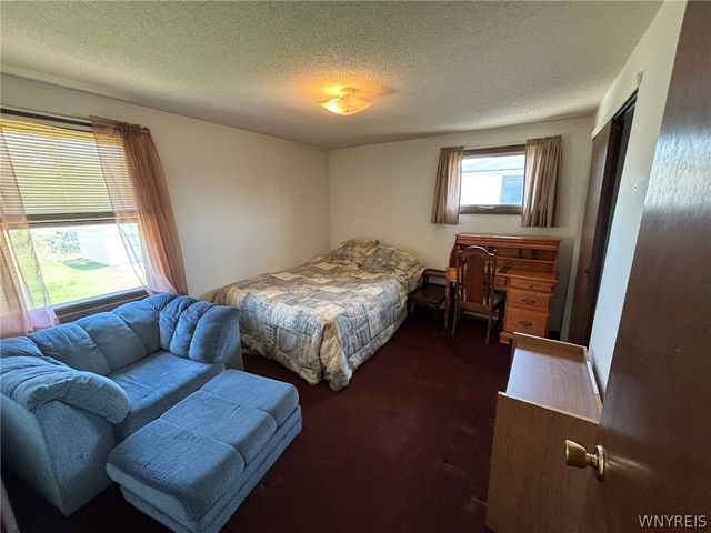 41 French Lea Road, West Seneca, NY 14224