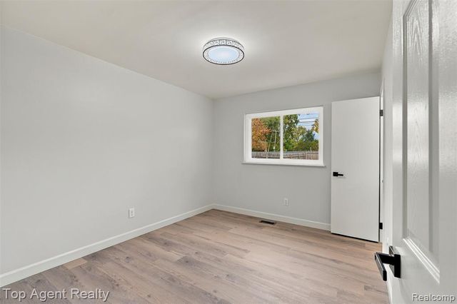 24223 Ramsgate Street, Clinton Township, MI 48035