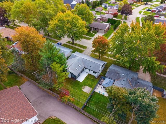 24223 Ramsgate Street, Clinton Township, MI 48035