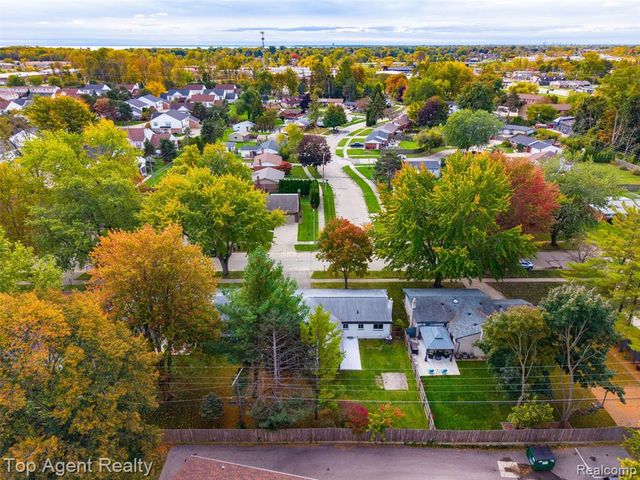 24223 Ramsgate Street, Clinton Township, MI 48035
