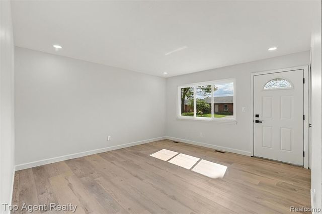 24223 Ramsgate Street, Clinton Township, MI 48035