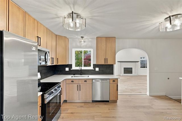 24223 Ramsgate Street, Clinton Township, MI 48035