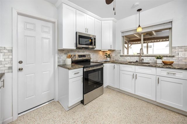 8851 GULF BOULEVARD, St Pete Beach, FL 33706