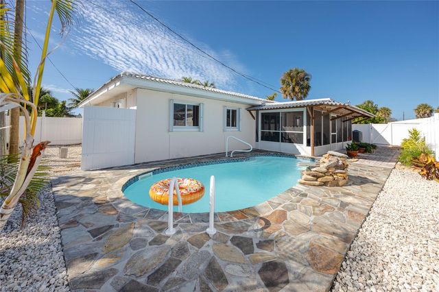 8851 GULF BOULEVARD, St Pete Beach, FL 33706