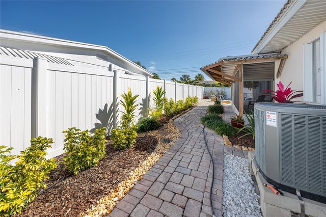 8851 GULF BOULEVARD, St Pete Beach, FL 33706