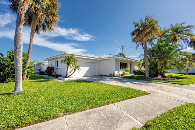 8851 GULF BOULEVARD, St Pete Beach, FL 33706