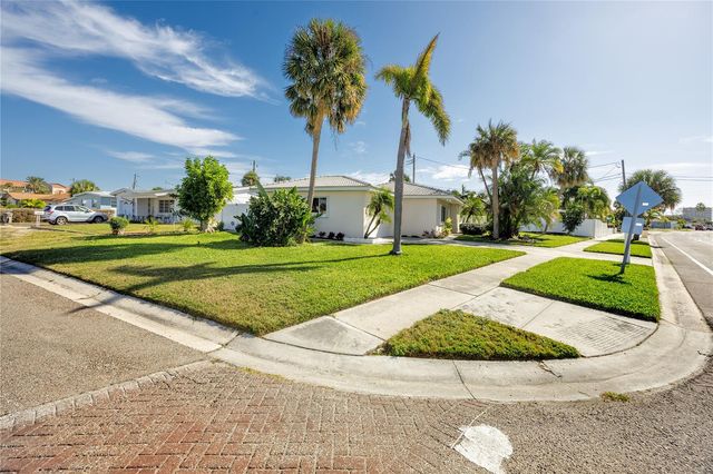 8851 GULF BOULEVARD, St Pete Beach, FL 33706